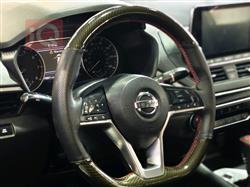 نيسان ألتيما